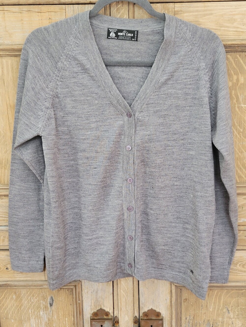 Monte Carlo Grey 100% Pure New Wool V-Neck Cardigan Sweater Size 38